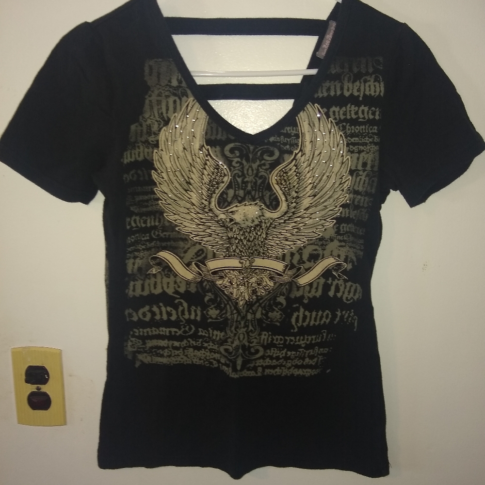 Eagle print top with open/ladder back